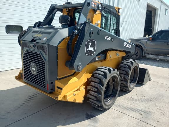 Image of John Deere 334P equipment image 3