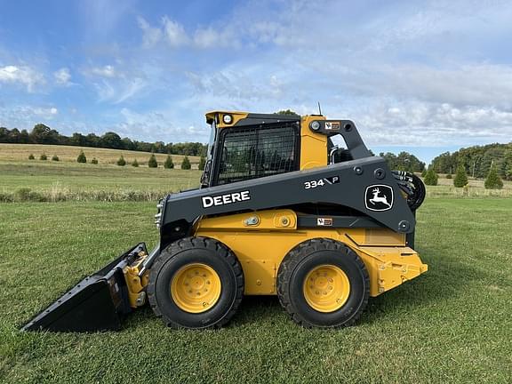 Image of John Deere 334P equipment image 3