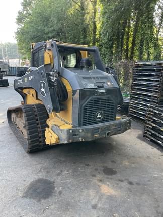 Image of John Deere 335P equipment image 1