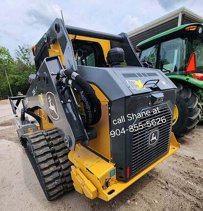 Image of John Deere 335P equipment image 2