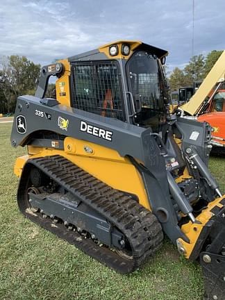 Image of John Deere 335P equipment image 3