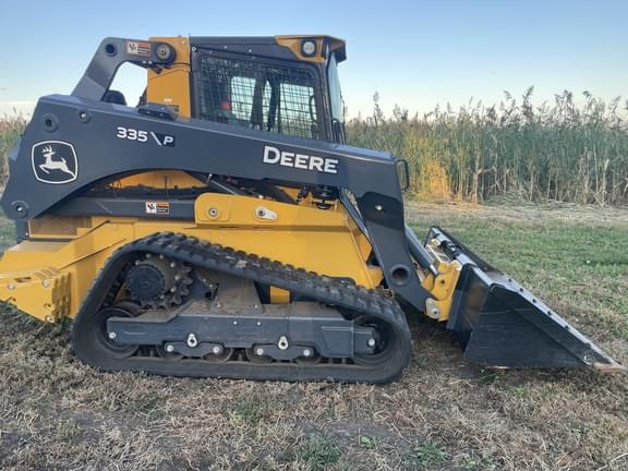 Image of John Deere 335P equipment image 3