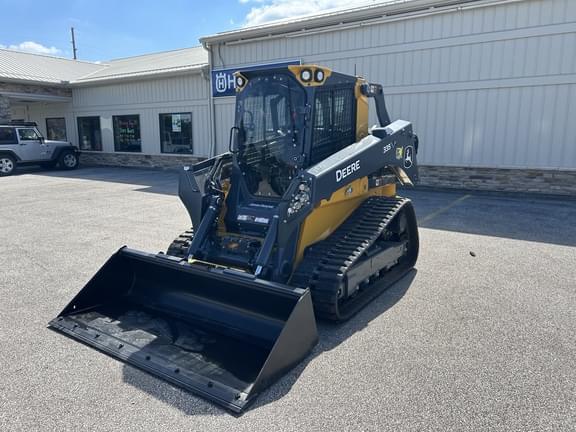 Image of John Deere 335P Primary image
