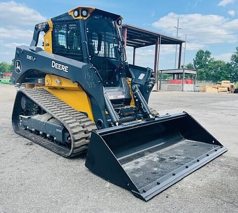 Image of John Deere 335P equipment image 2