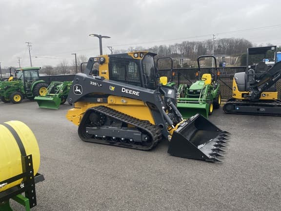 Image of John Deere 335P equipment image 1
