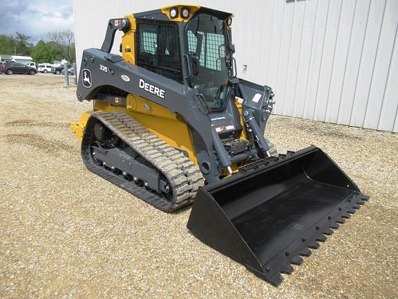 Image of John Deere 335P equipment image 1