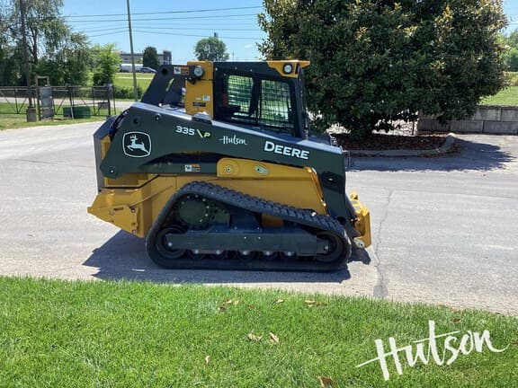 Image of John Deere 335P equipment image 3