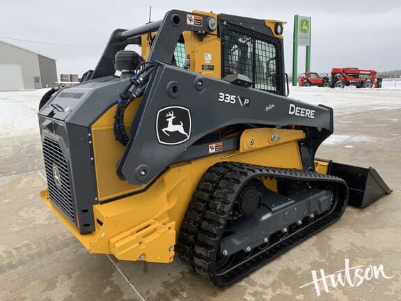 Image of John Deere 335P equipment image 4