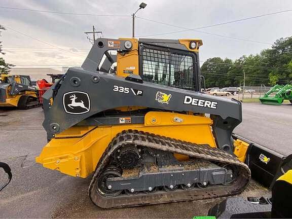 Image of John Deere 335P equipment image 4