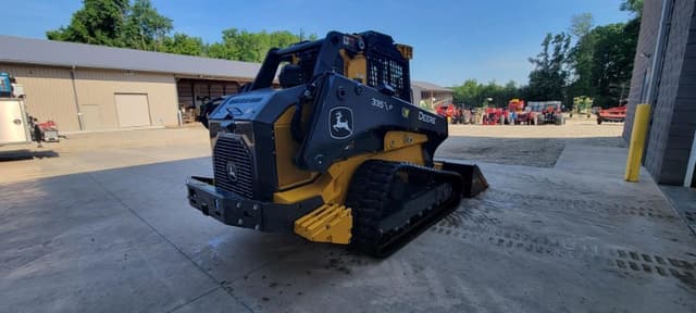 Image of John Deere 335P equipment image 4