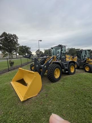 Image of John Deere 344P equipment image 2
