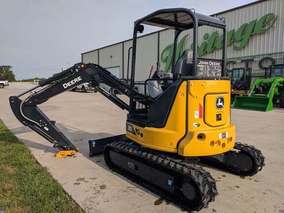 Image of John Deere 35P equipment image 2