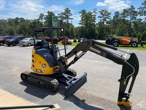 Image of John Deere 35P equipment image 4