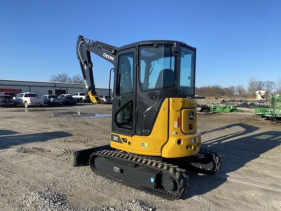 Image of John Deere 35P equipment image 2