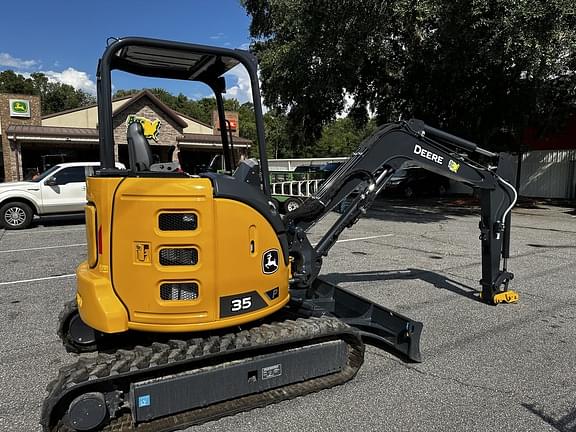 Image of John Deere 35P equipment image 4