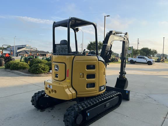 Image of John Deere 35P equipment image 2