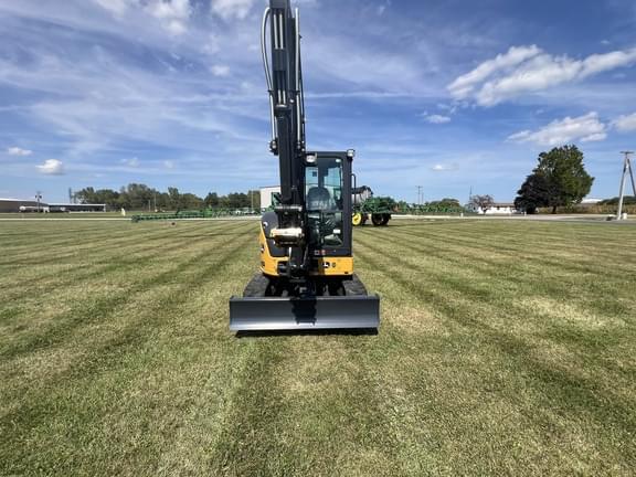 Image of John Deere 35P equipment image 3