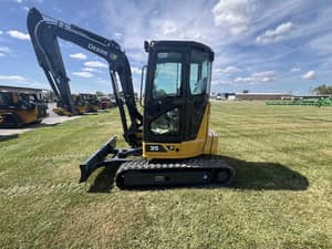 2025 John Deere 35P Image