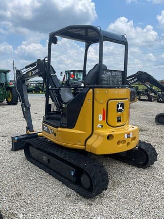 Image of John Deere 35P equipment image 2