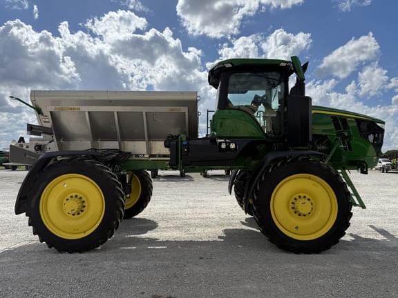 Image of John Deere 400R equipment image 1