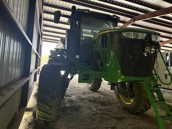 Image of John Deere 400R equipment image 2