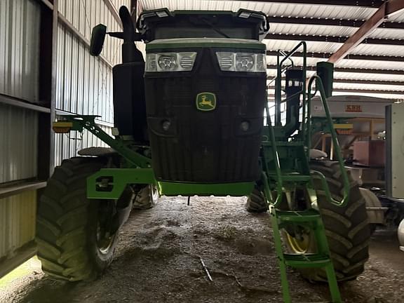 Image of John Deere 400R equipment image 1