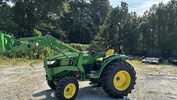 Image of John Deere 4044M equipment image 1