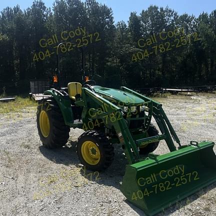 Image of John Deere 4044M equipment image 4