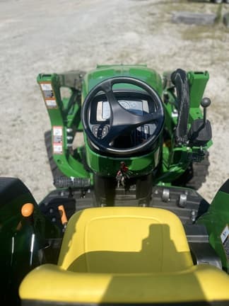 Image of John Deere 4044M equipment image 3