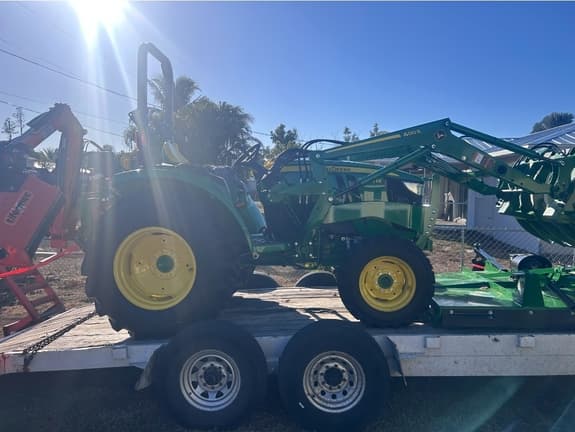 Image of John Deere 4044M equipment image 2