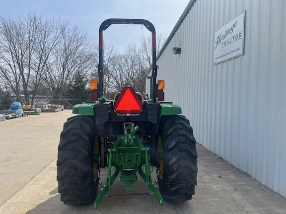 Image of John Deere 4044M equipment image 3