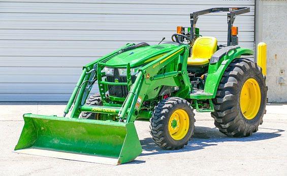 Image of John Deere 4044M equipment image 1