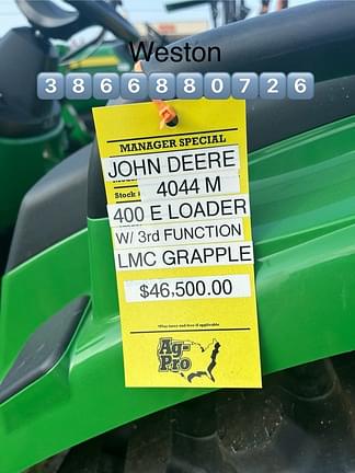 Image of John Deere 4044M equipment image 4