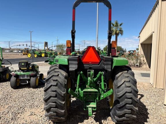 Image of John Deere 4044M equipment image 3