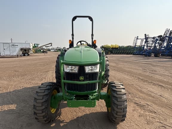Image of John Deere 4044M equipment image 3