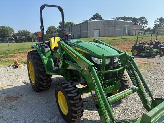 Image of John Deere 4044M equipment image 2