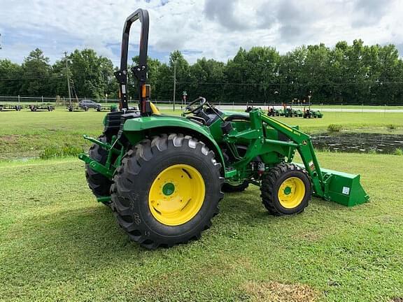 Image of John Deere 4044M equipment image 3