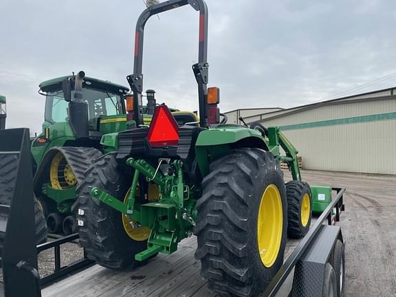 Image of John Deere 4044M equipment image 3