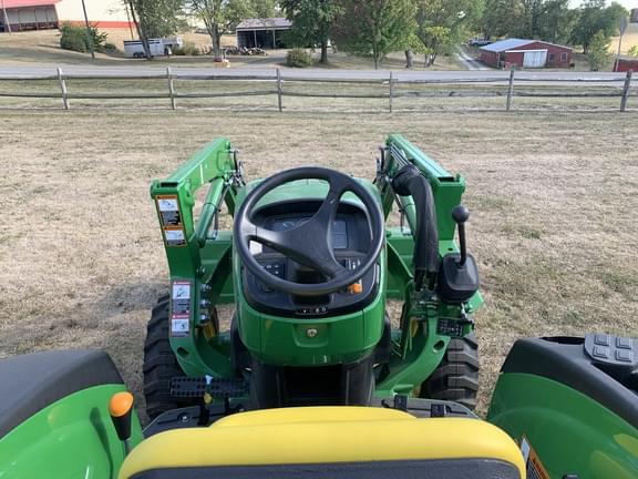 Image of John Deere 4044M equipment image 3