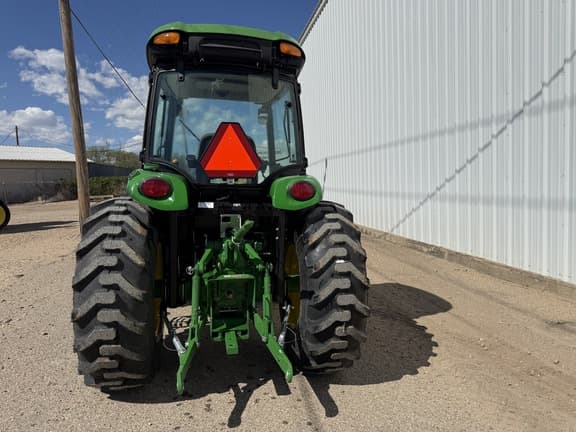 Image of John Deere 4044R equipment image 3