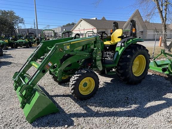 Image of John Deere 4044R equipment image 2