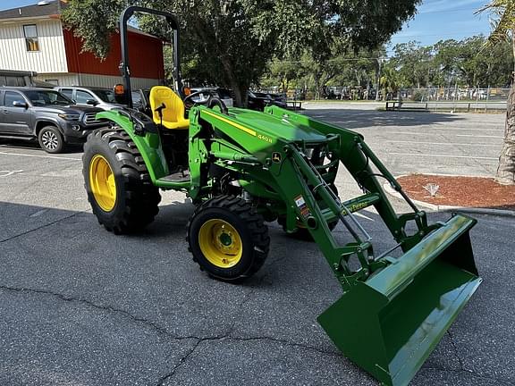 Image of John Deere 4044R equipment image 2