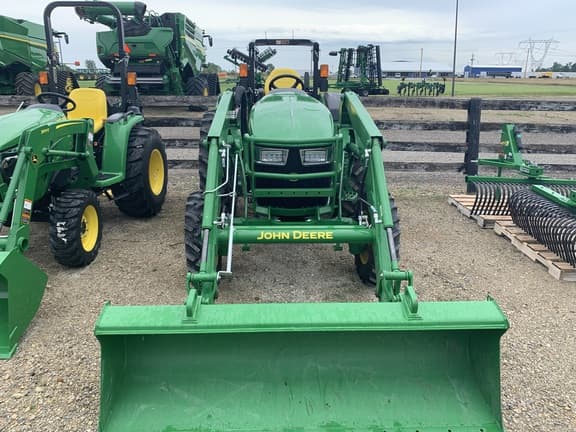 Image of John Deere 4044R equipment image 1