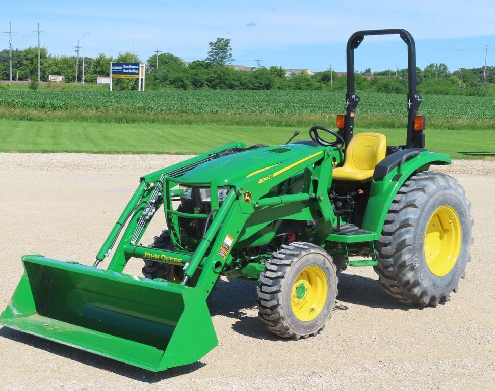 2025 John Deere 4052M Equipment Image0