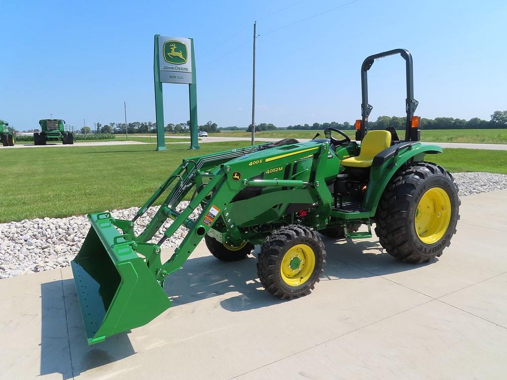 Image of John Deere 4052M Primary image