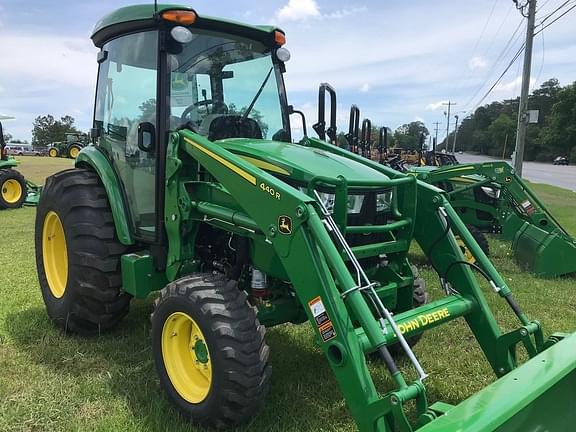 Image of John Deere 4052R equipment image 1