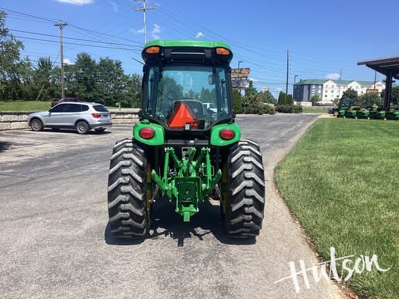 Image of John Deere 4052R equipment image 4