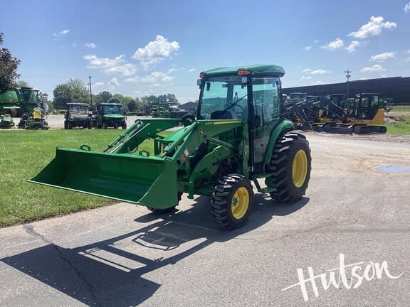 Image of John Deere 4052R equipment image 1