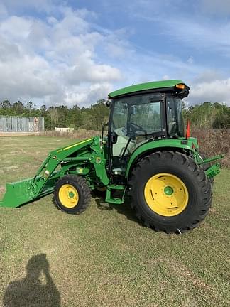 Image of John Deere 4052R equipment image 1