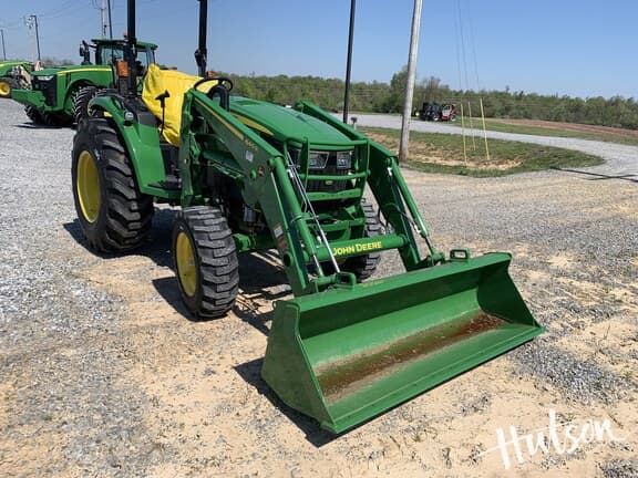 Image of John Deere 4052R equipment image 1